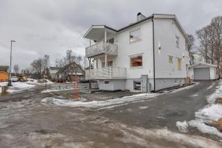 Arctic Pearl - Central House with 4 bedrooms and 2 bathrooms - Tromsø - 2