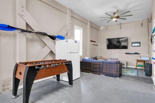 Beachfront, private dock, private pool & hot tub, pool table, ping pong - North Topsail Beach - 6