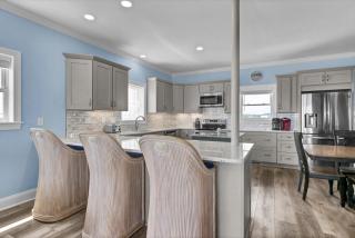 Beachfront, private dock, private pool & hot tub, pool table, ping pong - North Topsail Beach - 1