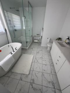 Best Choice for Travellers - Toronto - 2