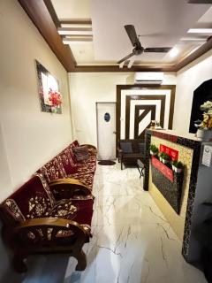 Hotel Savairah Palace - Mahabaleshwar - 0