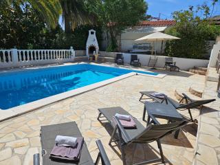 private Villa mit eigenem Pool unter Palmen - Cala Llenya - 9