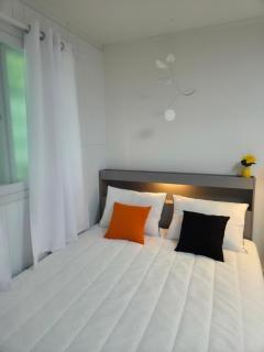 Serene Gray Retreat - 8 min walk from the subway station - 1
