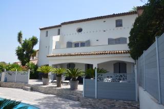 Belle maison avec piscine dans les hauteurs à Saint Raphael - Saint-Raphaël - 7