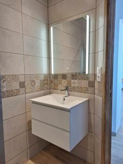 Appartement spacieux à Monfréville avec terrasse - Monfréville - 3