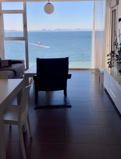Vistas al mar espectaculares,1ª línea playa, 5 huéspedes, WiFi - 3
