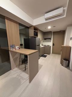 Gold Coast Apartement By Senyaman Living - 3