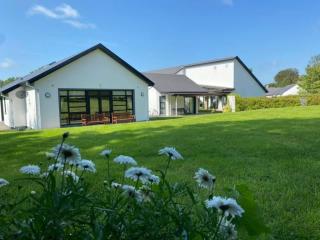 Father Peyton Centre, Ballina - - 0