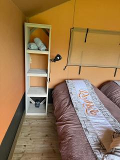 Romala's Mini Glamp - Kiel - 1