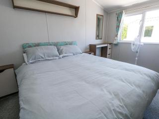 13 Sunset Terrace Rockley Park - Poole - 1