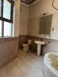 Arizona Lodge Guesthouse - Islamabad - 3