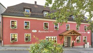 Zur Post Wellness und Sporthotel - Tännesberg - 8