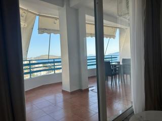 Parid Apartment - Polisi i Vogël - 1