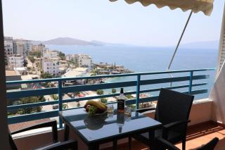 Parid Apartment - Polisi i Vogël - 0