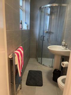4 Bedroom house Heathrow - 9