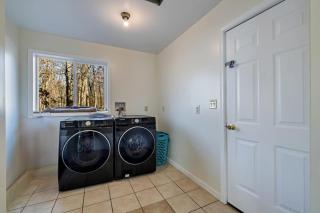 Pocono Home Hot tub Camelback Lake Pool - 2