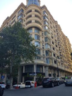 Central Baku Luxor Apartament on Nizami Street - Baku - 9