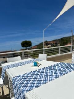 The sunset house - 5