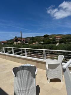 The sunset house - 8