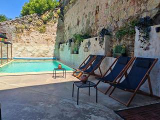 DUO SOMNIA, suites con jacuzzi y chimenea, only adults - - 0