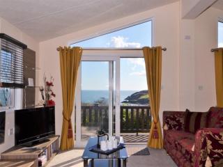 3 Bed in Brixham BX012 - Brixham - 8