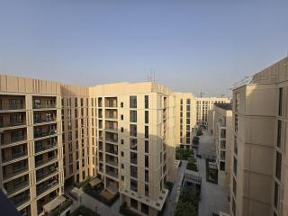 1BR Apartment With Balcony Top Floor Sleeps 3 by BlueCloud holidays - Sharjah - 3