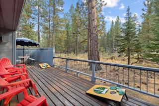 3 Br Sleeps 7 Hot Tub Foosball Wood Stove Bikes - Sunriver - 7