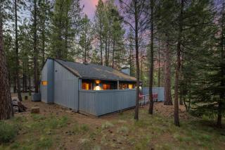 3 Br Sleeps 7 Hot Tub Foosball Wood Stove Bikes - Sunriver - 5