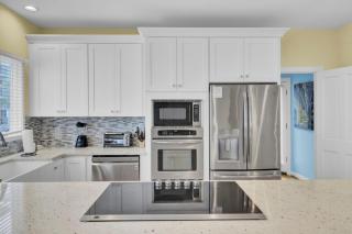 Grand Pavillion 11 by AvantStay Beach Access Wild Dunes Community - Isle of Palms - 3
