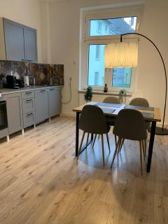 SpaceStays Apartment For 4 - Bochum - 8