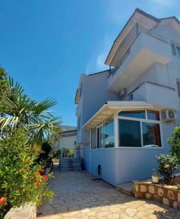 Dema Guesthouse - Ksamil - 9