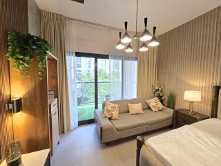 Apartment With Balcony in Al Mamsha Sleeps 3 by BlueCloud holidays - Sharjah - 5