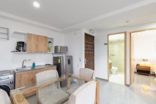 New comfortable Laureles Apartment - Medellín - 4