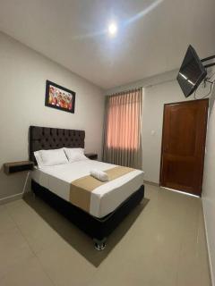 RBB Brito Guest House - Tarapoto - 0
