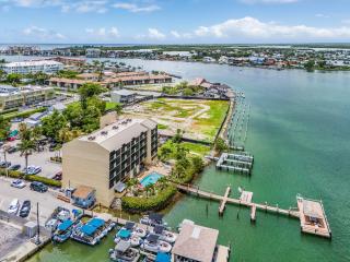 Sunrise Bay Resort - Marco Island - 5