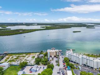 Sunrise Bay Resort - Marco Island - 1