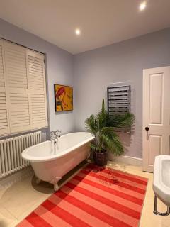 Stunning 5 bed Town House with Terrace in London - 6