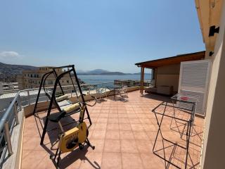 Glen's Rooftop - Saranda - 9