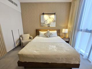 Luxury Apartment in Al Jada Wooden Theme by BlueCloud holidays - Sharjah - 5