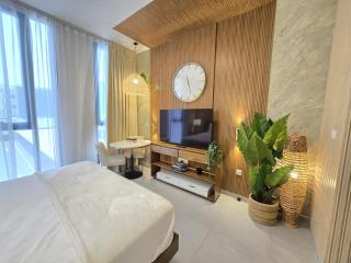 Luxury Apartment in Al Jada Wooden Theme by BlueCloud holidays - Sharjah - 1