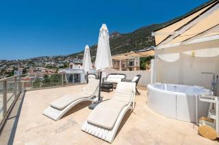 Sea View Villa with Private Pool in Kalkan - Kaş - 9
