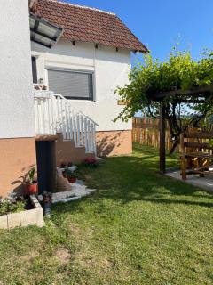 Dedina kuća - Gornji Milanovac - 7