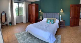 Villa Tiquicia, Chauffeur, Concierge, Pool, Luxury, Jungle, Beach - Quepos - 8