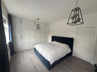 Stylish 5BR House 3BATH Sleeps 9 - Leicester - 9