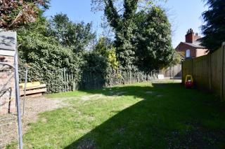 Stylish 5BR House 3BATH Sleeps 9 - Leicester - 3