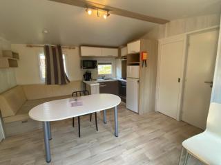 Mobil-Home à Camiers dans un camping 3 étoiles - 2