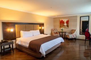 Quindeloma Art Hotel & Gallery - Riobamba - 9