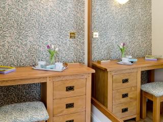Larkspur - Hollington - 1