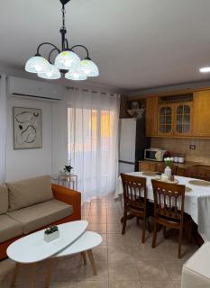 Joan Apartment - Himare - 9
