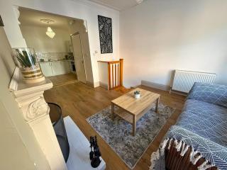 1-Bed Flat in Central Northampton - Northampton - 8